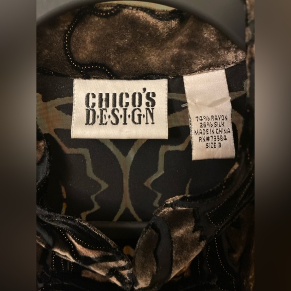 Chico’s Sz. 3 Festive Silk Velvet Blouse - Picture 3 of 3